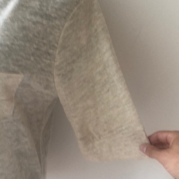 Banana Republic 100%Linen Tee - Picture 4 of 7